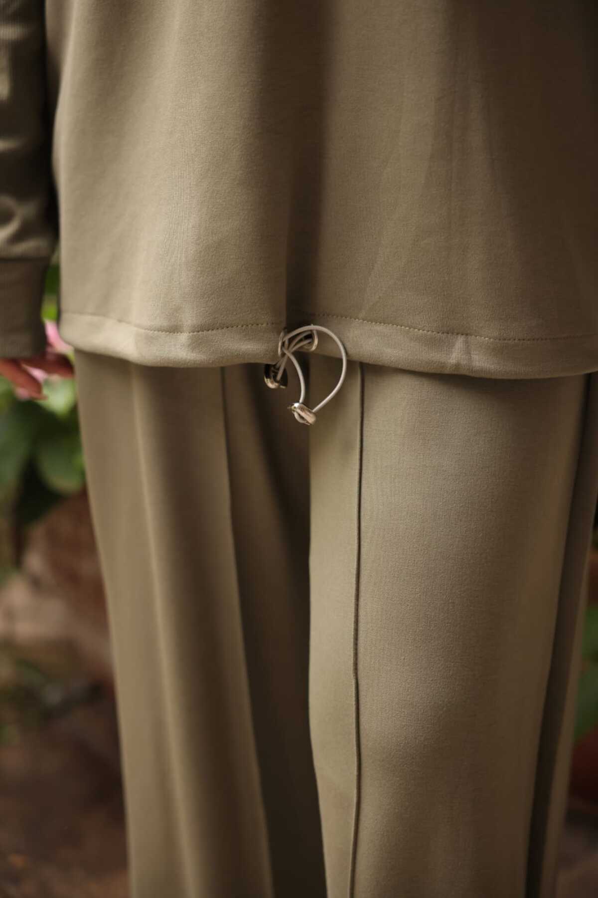 Bluz Tunik Detaylı Takım