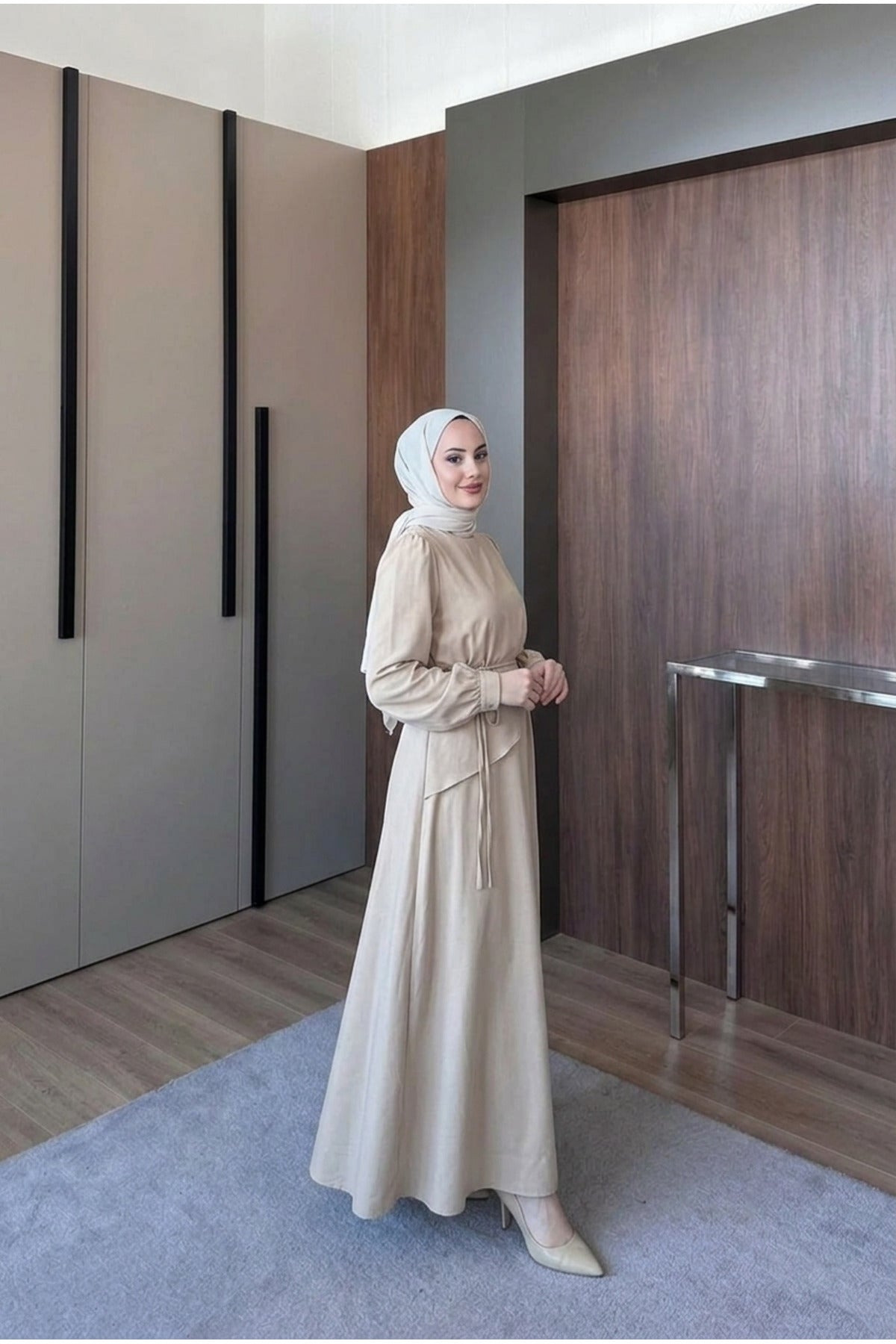 Şal Yaka Kuşaklı Uzun Elbise