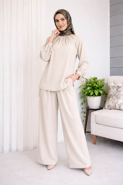Kolları Bağlamalı Tunik ve Piliseli Geniş Paça Pantolon Takımı