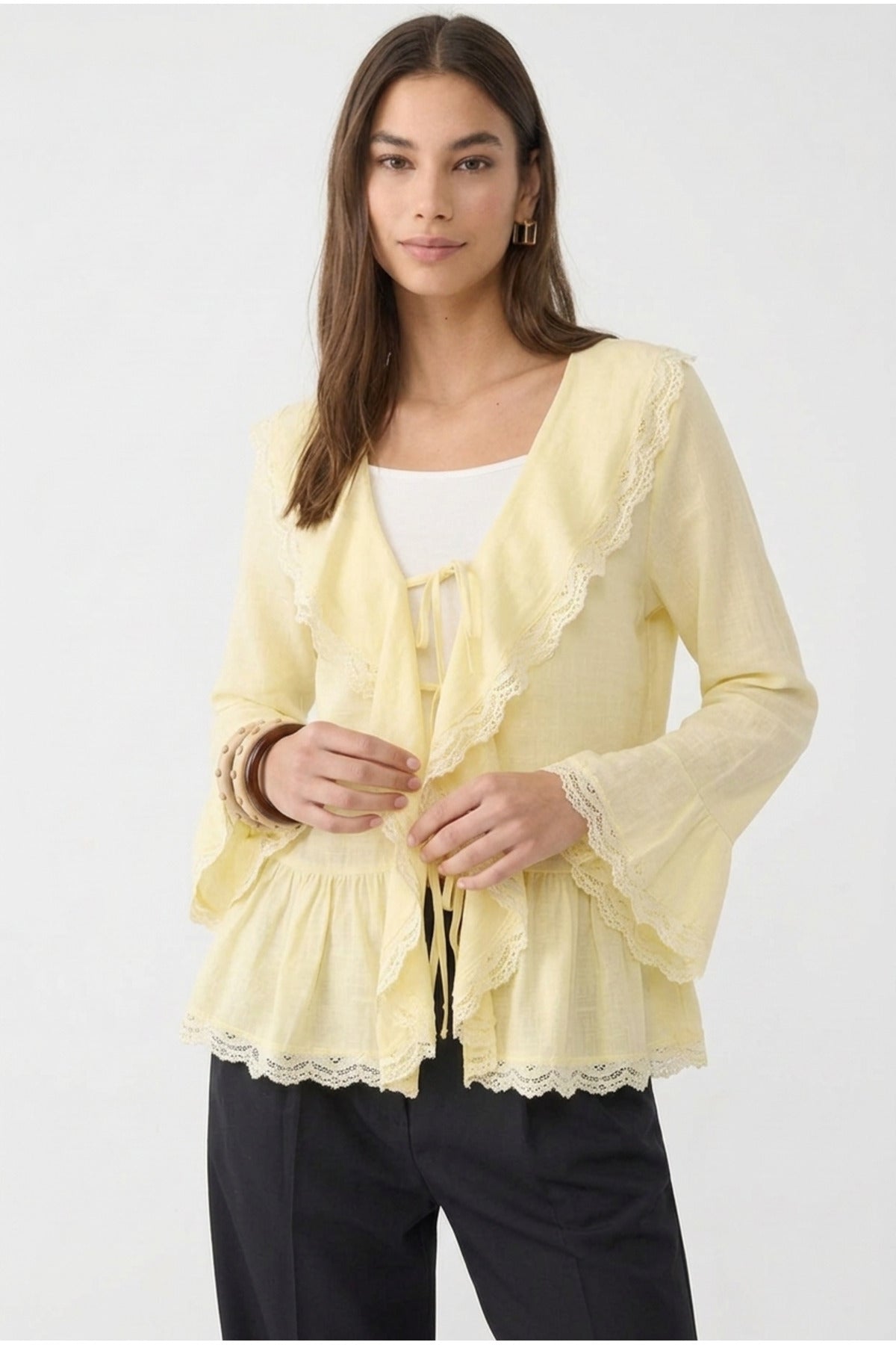 Dantel Detaylı Bağlamalı Kimono