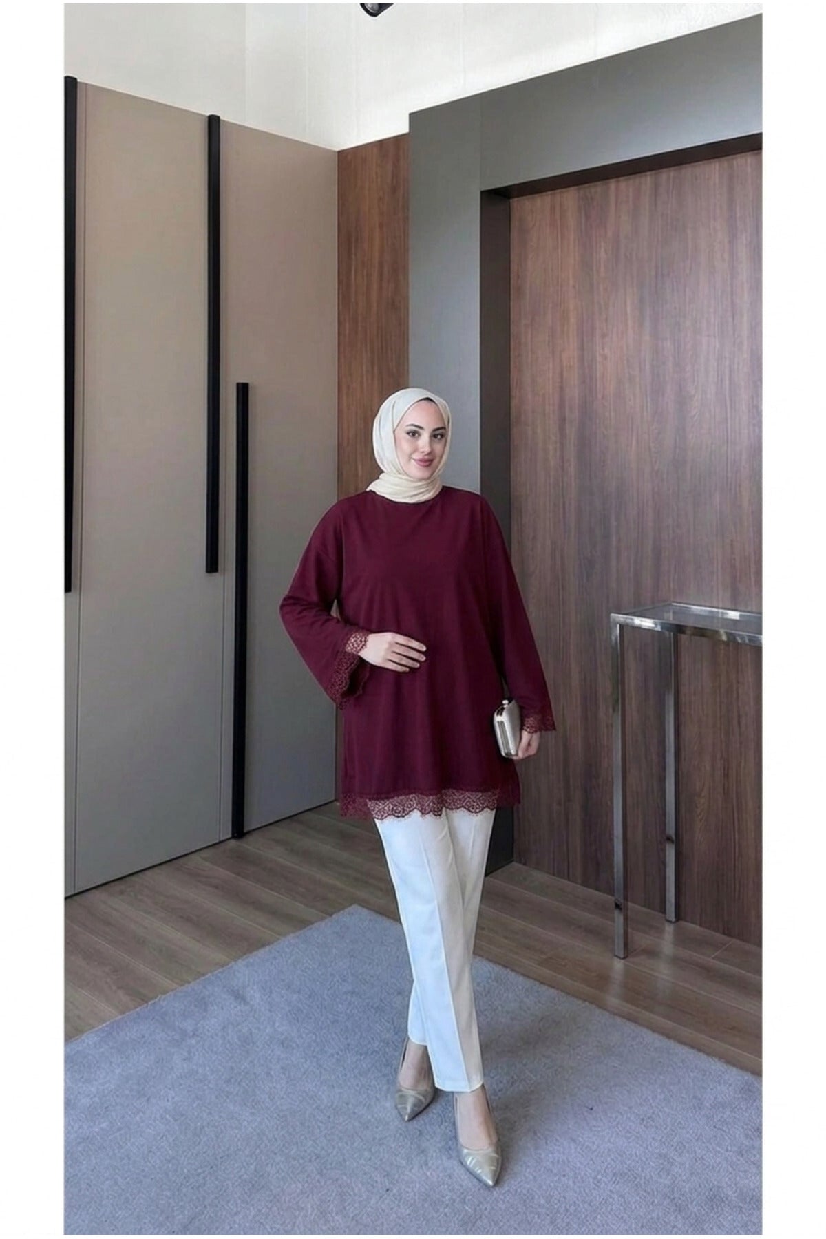 Dantel Detaylı Geniş Kol Bluz