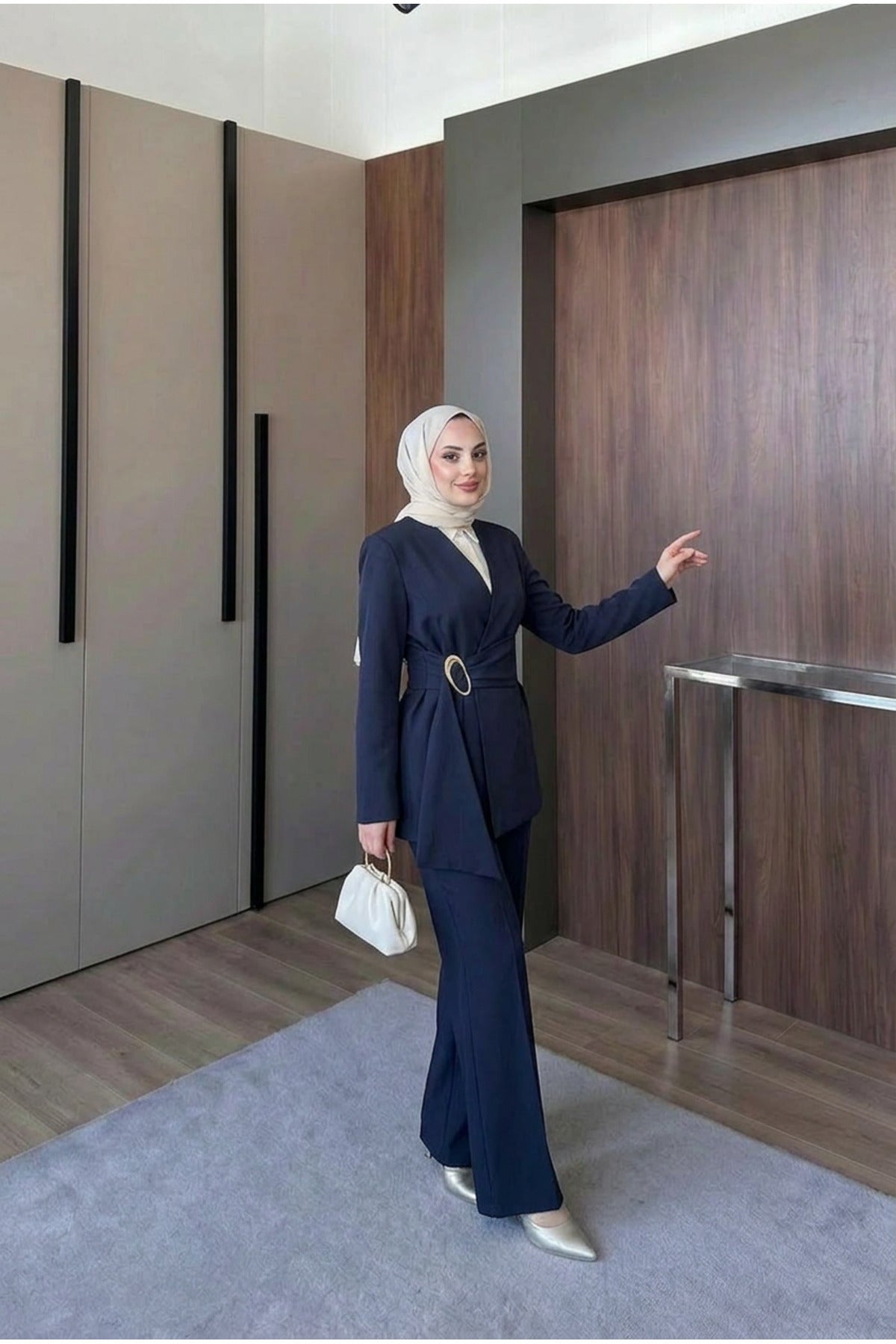 Kemer Detaylı Ceket Pantolon Takım